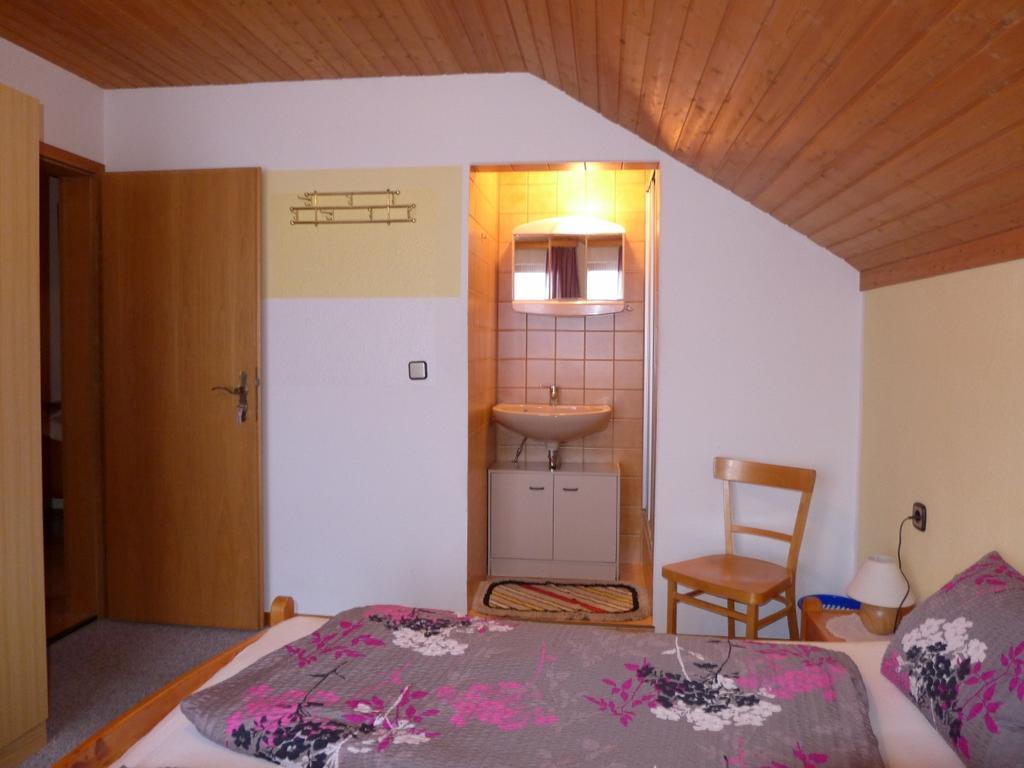 Gaestehaus Zussner Lochau Bagian luar foto
